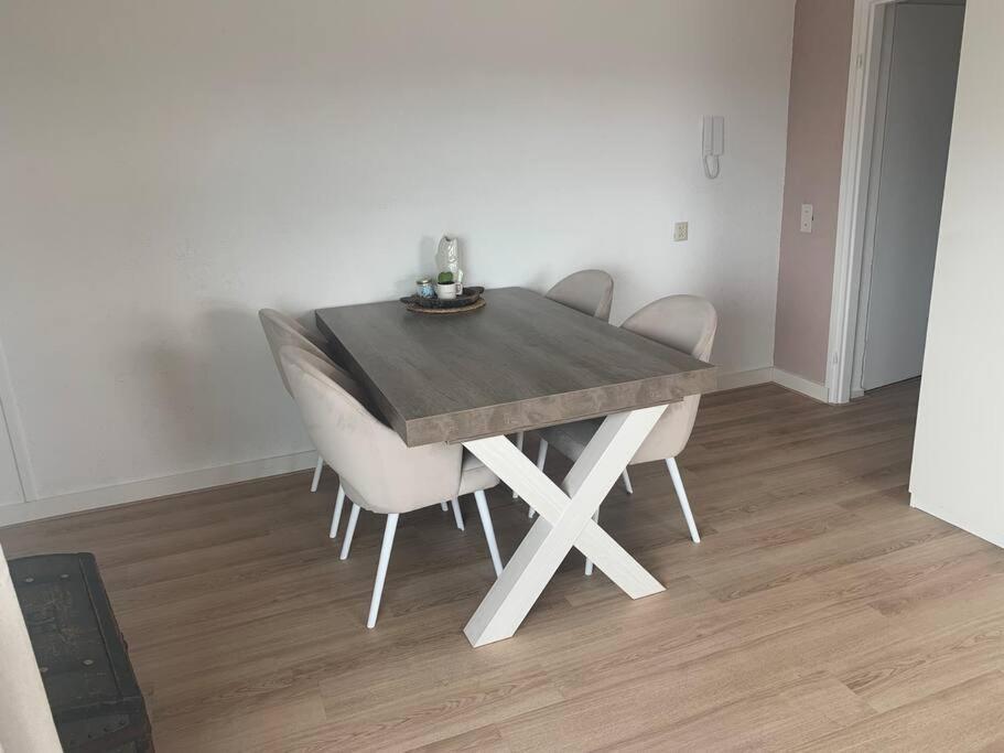 Appartement Aan Het Strand In Zandvoort Aan Zee! Exteriör bild
